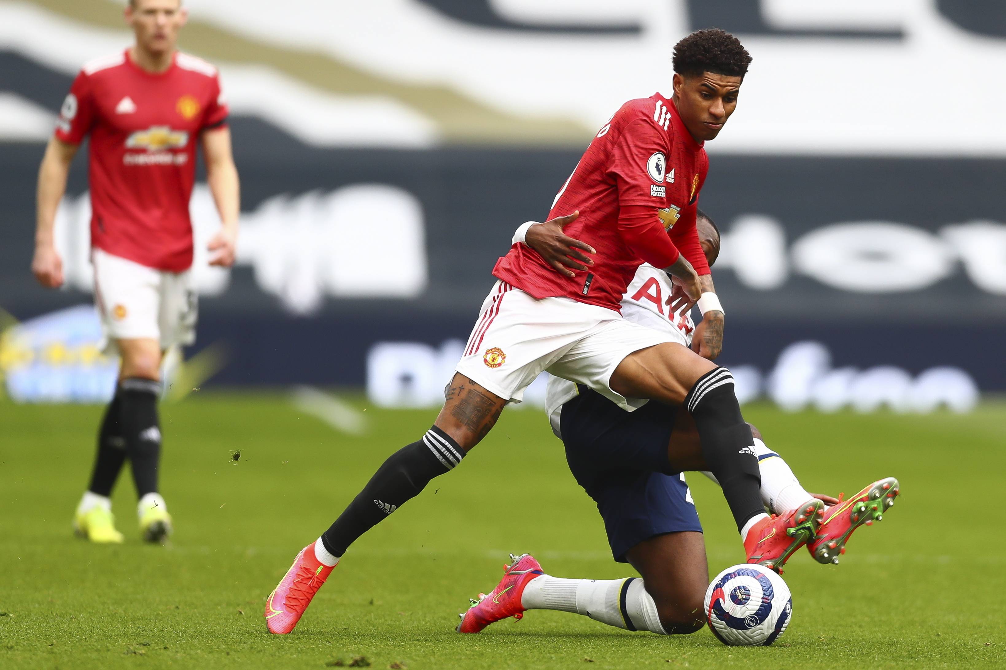 他逐渐增加 他逐渐增加